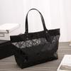 Bolsa Feminina Simples Nova Moda Verão 2025 Versátil Geométrico Diamante Dobrável Patchwork Bolsa de Ombro Feminina Crossbody