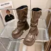 Botas Martin femininas de sola grossa para aumentar a altura, novo modelo 2026, botas Melard empilhadas marrons vintage para primavera e outono, botas de cano médio bootcut