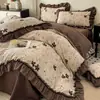 Conjunto de cuatro piezas de algodón lavado de lino estilo princesa retro francés para otoño e invierno, nueva funda de edredón de encaje, sábana, sábana bajera, ropa de cama