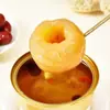 Pera Cozida com Tremella Pera Assada Frutas em Conserva Alimentos Enlatados Pronto para Comer Tigela Dourada Pera Cozida com Tremella Sopa de Tremella Açúcar de Rocha Pera Cozida com Tremella