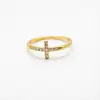 Anillo Europeo y Americano Transfronterizo en Forma de Cruz, Lujo Ligero, Estilo Minimalista Personalizado, Chapado en Cobre con Circonita, Anillo de Moda