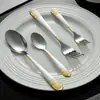 Talheres de Aço Inoxidável Coroa Garfo Colher Garfo de Comida Ocidental com Relevo Banhado a Ouro Conjunto de Talheres Faca Garfo Colher Faca e Garfo de Bife para Hotel Atacado