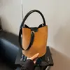 Bolsa Saco Vintage Fosca para Mulheres 2026 Nova Tendência Moda Bolsa de Mão para o Trabalho Bolsa Suede Mãe e Filho Bolsa Transversal