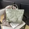 Bolsas de Tote de Color Sólido Personalizadas con Estampado de Letras de la Fábrica de Origen, Estilo Transfronterizo de Moda, Bolsos de Mano de Verano para Mujer Más Vendidos