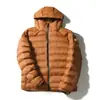 Chaqueta de algodón ligera acanalada sin costuras unida estilo italiano para montaña, otoño e invierno, con capucha unida a prueba de tres usos