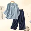 Camisa artística vintage de algodón y lino bordada de manga tres cuartos, conjunto de dos piezas para el verano para madres, top de color liso y pantalones de pierna ancha para mujer