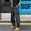 Pantalones de trabajo retro camuflaje de calle con dobladillo curvo de leñador jeans casuales de pierna recta ancha de moda para hombre