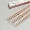 FAICCIA Pluma de Gusano de Seda Perlado para Mujer Iluminador Natural Sentido de Madre Rosa Cristalino Brillante Cristalino Pluma Pegamento para Delineador