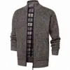 Comércio Exterior Transfronteiriço outono e inverno 2026 suéter de tricô de lã grossa com gola alta masculino cardigã casual moderno de corte justo