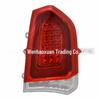 Adequado para lanterna traseira Chrysler R 15-23 US fundo branco sem luz de neblina traseira 68400290AA