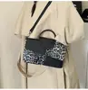 Bolsas de Banquete Retro Moda Transfronteiriça do Oriente Médio, Europeia e Americana para Mulheres, Novas Bolsas de Jantar Tendência, Bolsas com Estampa de Cobra de Temperamento