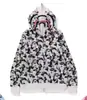 Bape Doble Gorra Venta al por mayor Transfronteriza Nueva Camuflaje Tiburón Algodón Puro Bordado Sencilla Sudadera con Capucha
