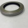 Retén de Aceite de Cubo Trasero Retén de Aceite de Semieje Fabricante Mayorista Material Nbrfkm Retén de Aceite Mb308965