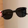 Gafas de Sol Infantiles con Montura Negra Retro para Niños y Niñas Gafas de Sol con Protección UV Gafas de Sol para Bebés para Viajes al Aire Libre Protección Solar