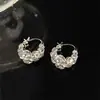 Brincos de Luxo Leve de Nicho Totalmente Cravejados, Argolas e Tarraxas de Diamante Brilhantes de Alta Qualidade para Mulheres, Modernos e Versáteis, Brincos Populares no Estilo Influenciador