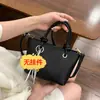 Bolso de Cubo de Mano de Moda y Alta Gama, Bolso de Hombro Versátil Simple Verano 2025, Bolso Cruzado de Diseño de Nicho Tendencia