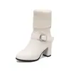 Novas botas de tornozelo com salto grosso fivela de cinto botas estilo Martin meias tubulares de lã tricotada botas branco-creme 33-52 tamanhos grandes botas de comércio exterior