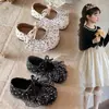 Zapatos de Princesa para Niña 2026 Primavera/Otoño Nuevos Zapatos Individuales Suaves Antideslizantes de Boca Baja para Niños Mary Janes de Lunares de Niña Modernos