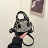 Bolso Mini de Concha de Moda Versátil con Colores Contrastantes para Niños, Monedero Cruzado, Bolso de Hombro para Auriculares