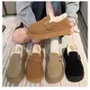 Botas de Neve Grossas com Veludo Femininas 2026 Estilo Quente de Inverno Sapatos Birkenstock Fáceis de Calçar Versáteis Quentes Aumentadores de Altura Sapatos de Algodão