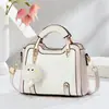 Bolsa Transversal de Mão para Mulheres 2025 Bolsa de Ombro Pequena Nova Tendência Bolsa Feminina Coreana Versão de Ombro Único Moda