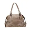Bolso bandolera retro de otoño e invierno para mujer, nuevo bolso tote de moda y genial con tachuelas 2025, bolso de mano de gran capacidad para viajes