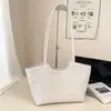 Bolsas Retro para Viajes Transfronterizos para Mujer 2026 Otoño Nuevo Estilo Moda Bolso de Hombro Individual Tejido Bolso Tote de Mano de Gran Capacidad