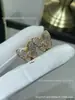 Colar Borboleta Marquise V Gold Van Cleef para Mulheres com Madrepérola Branca, Turquesa e Ouro Rosé, Corrente Clavícula Finamente Gravada, Venda Direta do Fabricante