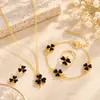 Estilo Coreano Nuevo Trébol Moda Aretes de Tachuela Suerte Collar Pulsera Anillo Set de Joyería Más Vendido Adornos Fábrica