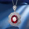 Otoño e Invierno Nuevo Joyería Huabi Base de Cobre Chapado en Oro Corindón Rojo Simulado Cristal de Zafiro Traje de Alta Gama para Mujer 12*14