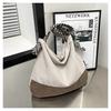 Bolsa Transversal de Ombro Único Feminina 2024 Nova Outono e Inverno Grande Capacidade Veludo Estilo Preguiçoso Versátil Bolsa Tote