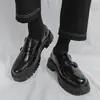 Zapatos Mocasines de Cuero Brillante para Hombre de Gran Tamaño con Hebilla Doble para Otoño Nuevo Transfronterizo 38-46 Zapatos de Cuero de Tacón Grueso Suela Gruesa Zapatos de Cuero que Aumentan la Estatura