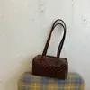 Bolso Almohada de Lunares de Nicho para Mujer 2026 Nuevo Otoño Retro Gamuza Felpa Moda Casual Bolso de Hombro Único para Debajo del Brazo