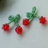 Zetian Spot Estilo Retro Joyería Hecha a Mano con Cuentas Hechizo de Cereza de Cristal Pasador Pequeño Flor de Alambre Flor Pequeña