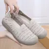 Zapatos de Tela Old Beijing Bai Zhenhe para Mujer 2026 Modelo Nuevo de Primavera Suela Suave Antideslizantes Zapatos para Caminar Transpirables Moda Casual Ligeros