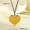 Comercio Exterior Europeo y Americano Día de San Valentín Amor Acero Inoxidable Collar Lujo Ligero Alto Sentido Acero de Titanio Corazón de Melocotón Cadena para Clavícula Joyería Transfronteriza