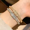 Elegante Pulsera Geométrica de Circonita para Mujer, Estilo Lujo Ligero, Brillante y Versátil para el Día a Día, Joyería de Diseño Único al por Mayor