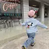 Conjunto Infantil 2026 Primavera Novo Camisa de Manga Longa Xadrez do Mickey Calça Jeans Casual de Desenho Animado para Bebê Tendência Legal