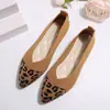 Zapatos planos casuales de punto, nueva colección de verano, estampado de leopardo, zapatos sexy para mujer, 2026, planos sin cordones de punta baja, calidad de exportación, disponibles en tallas grandes