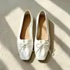 Bailarinas vintage de piel de oveja estilo Chengdu con punta cuadrada, elegantes zapatos sin cordones con lazo para mujer para verano