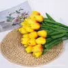 Flores Tulipán Artificiales de PU Mini Hidratantes Transfronterizos Flores Falsas Decoración del Hogar Adornos para Fotos Venta Directa de Fábrica