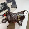 Bolso Bandolera Mensajero de Moda 2026 Nuevo Vintage para Viajes y Uso Diario Bolso Baguette para Debajo del Brazo Bolso de Hombro de Piel de Vaca de Alta Calidad