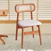 Cadeira de Rattan em Madeira Maciça Estilo Nórdico para Sala de Estar de Casa Celebridade da Internet Encosto Banqueta Cadeira Simples Moderna Chandigarh para Hotel e Pousada