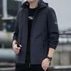 Chaqueta Casual para Hombre 2026 Otoño Nueva Tendencia Estilo Coreano Marca Versátil con Capucha Ropa para Hombre