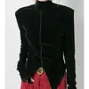 Blusa Feminina Outono 2024 Nova, com Fenda na Cintura, Cor Marrom Maillard, Gola Meia Alta, Tecido Veludado