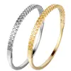 Nuevo Pulsera de Acero de Titanio Transfronteriza 2025 Chapada con Oro Real de 18K, Borde Estrecho Incrustado con Estrella de Cinco Puntas de Circonio, Joyería de Mano con Diseño de Hebilla
