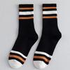 Calcetines para hombre de longitud media hasta la pantorrilla Cuatro Estaciones moda absorbentes de sudor desodorantes de caña alta Red social súper populares calcetines deportivos casuales de caña alta