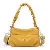 Bolsa Feminina Casual de Um Ombro 2026 Nova Bolsa de Tecido de Nylon com Múltiplos Compartimentos Bolsa de Mão Leve para o Outono Bolsa Transversal