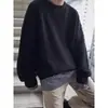Suéter de punto a rayas y bloques de color con cuello redondo de moda para hombre, nuevo top de punto casual versátil para otoño e invierno 2023, moderno
