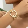 Pulseira geométrica oca de personalidade da moda para mulheres, uso diário, fotografia de rua